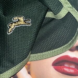 🏃🏼‍♀️🫦🏃🏼‍♀️ • 🕶️ Tracksmith x It’s Runnin’ Time … 👅👄👅